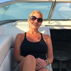 Meet your Posher, Shelley